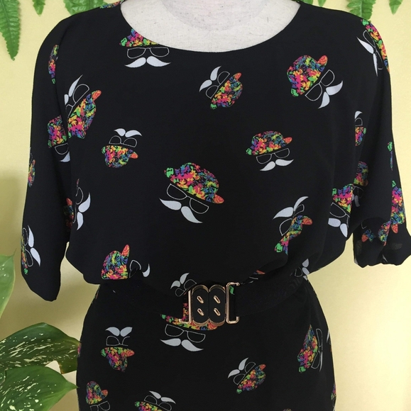 dresses - Picture 2 of 2